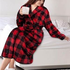 ❤️🖤 Pavilia plaid women’s robe 🖤❤️